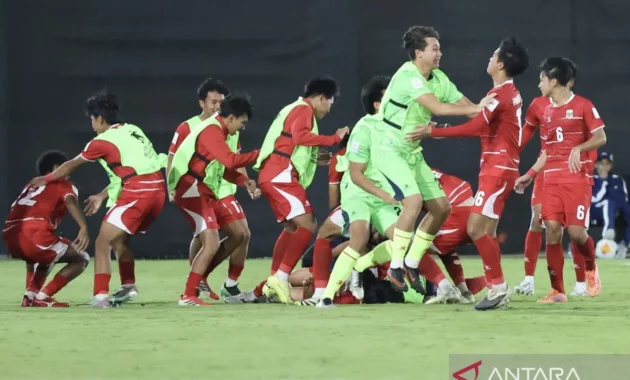 Ichiro berduet dengan Pandu Aryo di lini depan Indonesia U17 vs Qatar