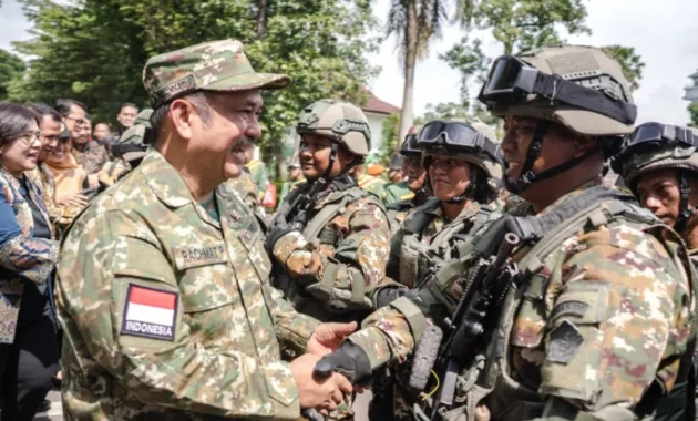 Indonesia Capai 50 Ribu Komcad: Sulsel Jadi Pionir, Pemerintah Gandeng Masyarakat dan ASN untuk Perkuat Pertahanan Indonesia Capai 50 Ribu Komcad: Sulsel Jadi Pionir, Pemerintah Gandeng Masyarakat dan ASN untuk Perkuat Pertahanan
