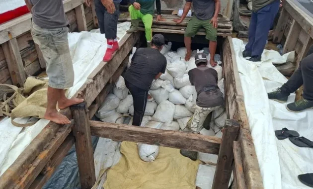 Indonesia Gencar Bangun Pusat Riset Timah di Bangka, Sementara TNI AL Gagalkan Pasir Timah Ilegal dari Kepri