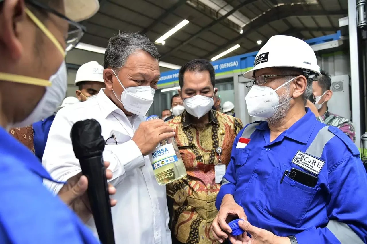 Indonesia Uji Bensin Sawit: Revolusi Energi atau Risiko Lingkungan?