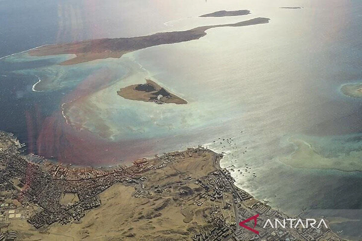 Inggris kerahkan kapal tempur ke Timteng, siap amankan Selat Hormuz
