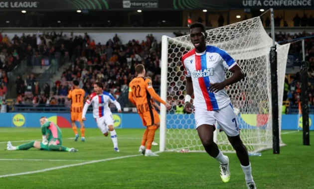 Ismaila Sarr Resmi Jadi Pencetak Gol Tercepat Liga Conference