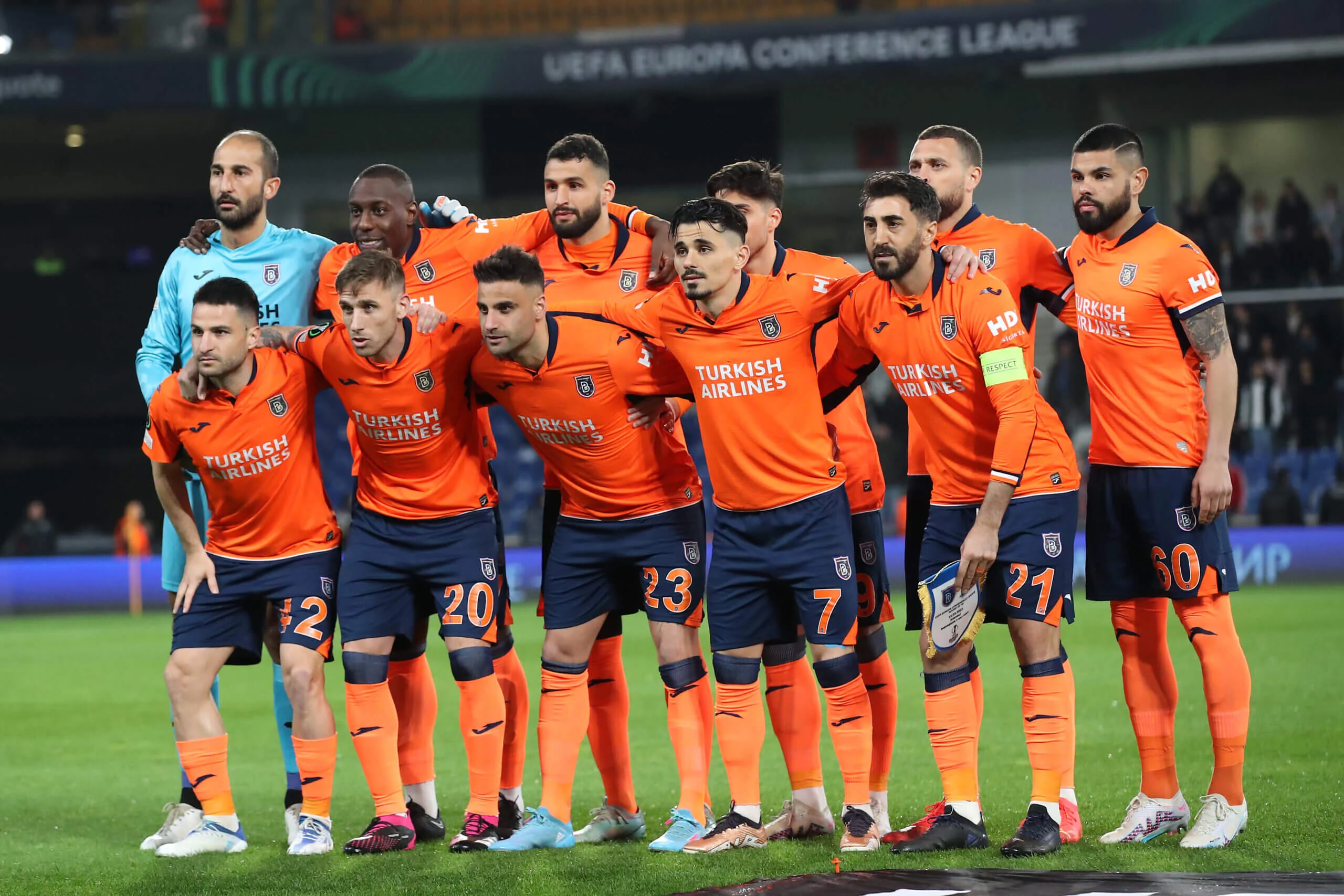 Istanbul Basaksehir Siapkan Serangan Terakhir Musim, Target Top‑Five dan Persiapan Transfer Musim Depan