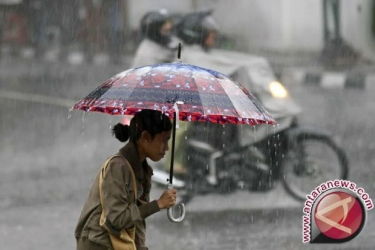 Jakarta Diperkirakan Hujan Ringan pada Jumat Ini