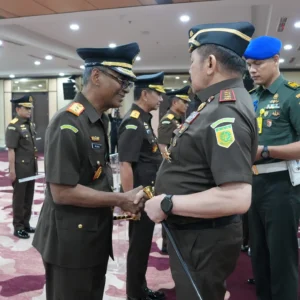Jaksa Perempuan Suku Mee Siap Tegakkan Hukum di Nabire