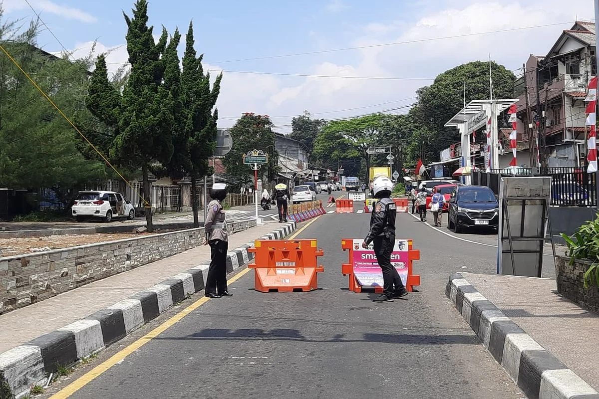 Jalur ke Puncak Ditutup Sementara, One Way Arah Turun Diberlakukan