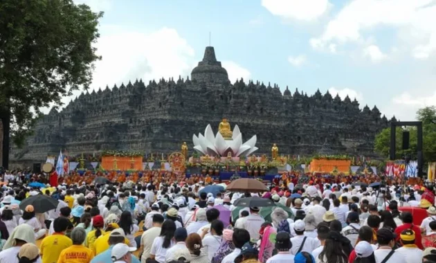 Jelang Hari Raya Waisak 2026, Ribuan Umat Buddha Gelar Hening Nusantara di Jakarta