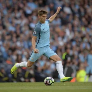 John Stones: Dari Kapten City ke Sorotan Global, Simbol Kekuatan di Lapangan dan Di Luar Musik