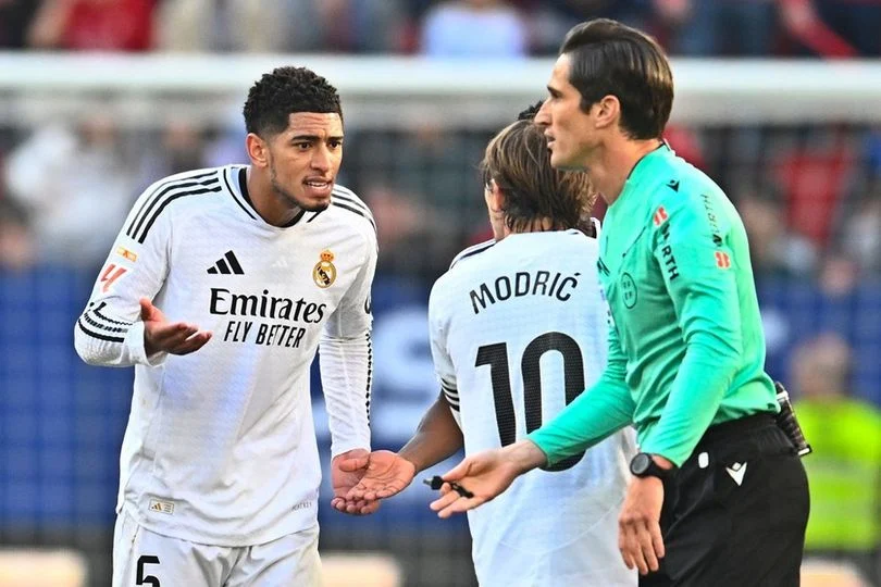 Jurnalis Spanyol Menggugat Kontroversi Wasit di Laga Real Madrid vs Real Betis: Tuduhan Bias dan Dampaknya pada Liga