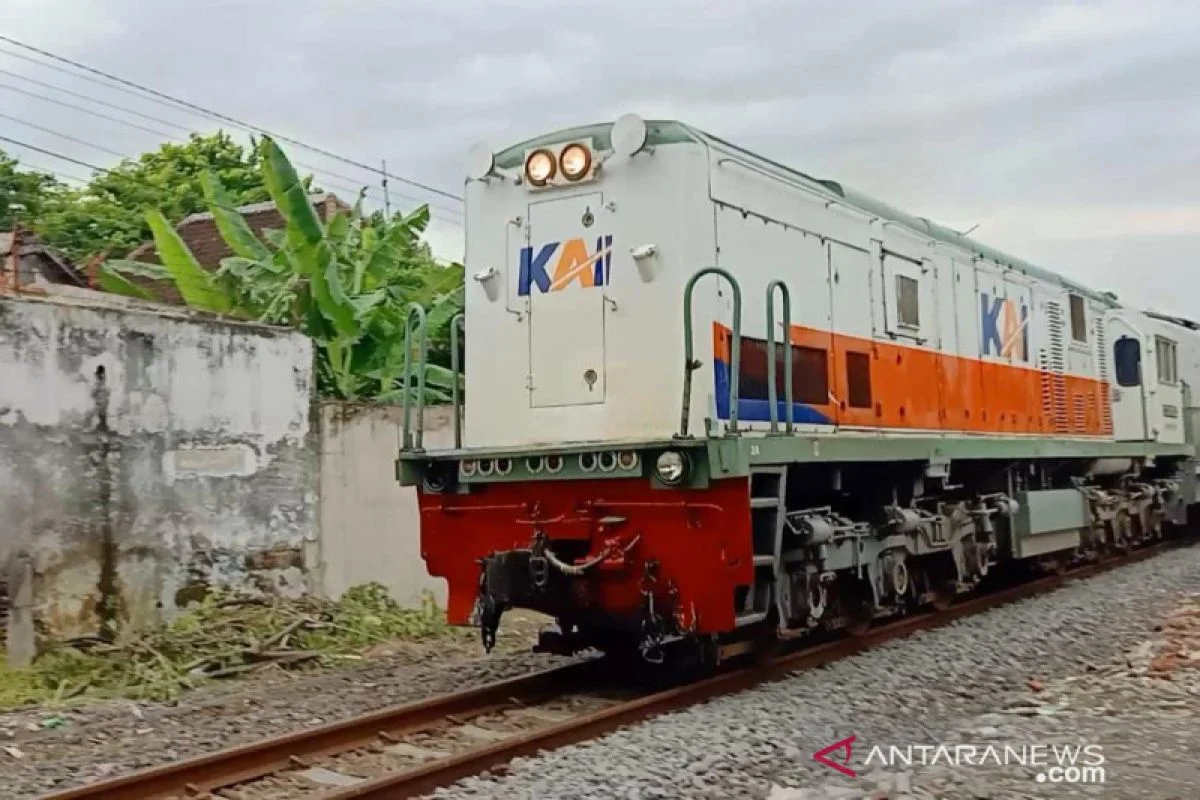 KA Logawa Tertunda 1 Jam Akibat Gangguan Lokomotif