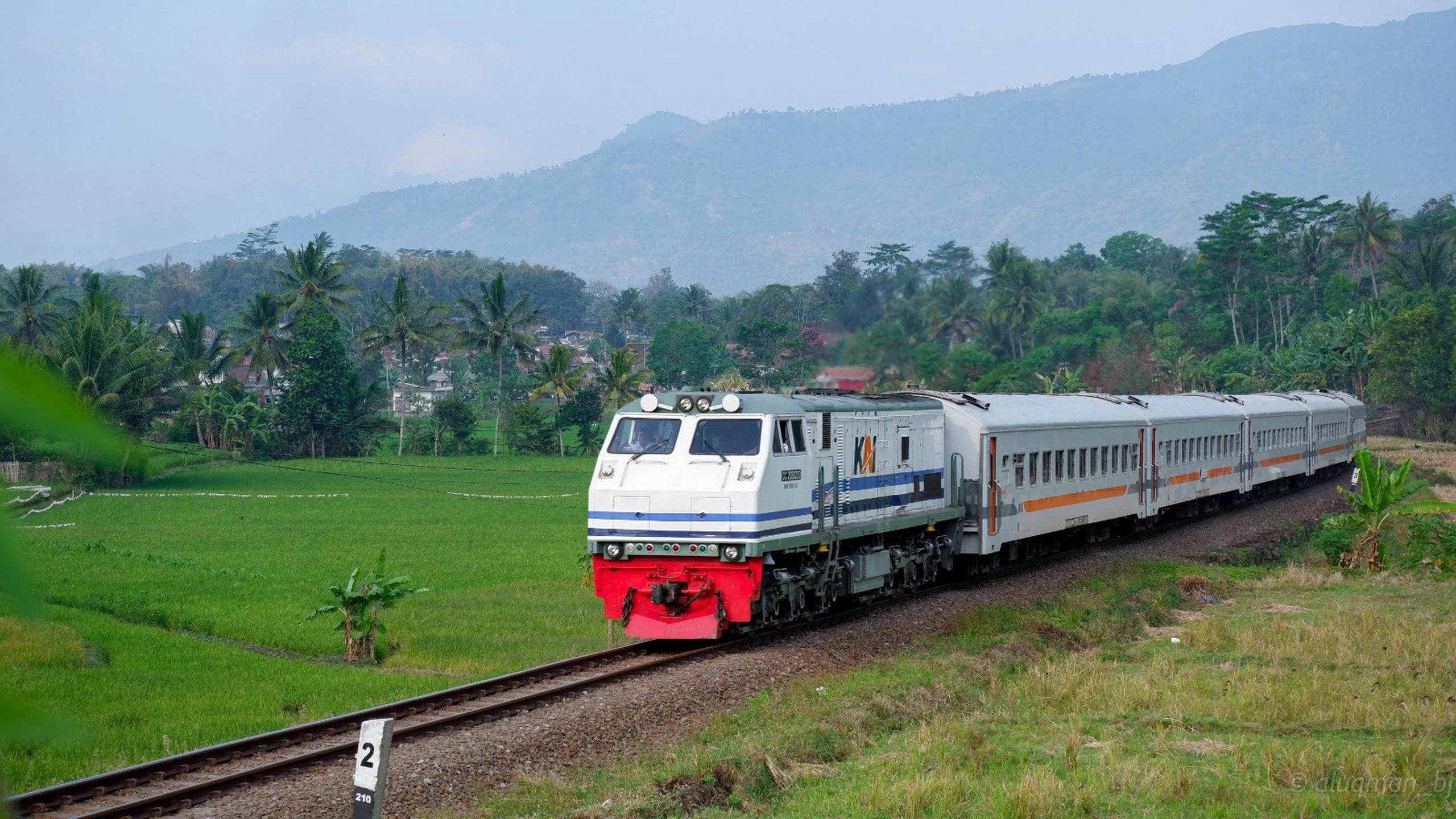 KA Sangkuriang Layani 40.982 Pelanggan, Tempuh 1.002 Kilometer Menyusuri Jalur Selatan Jawa