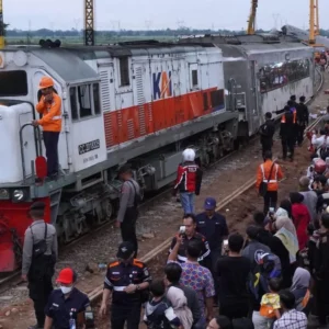 KAI Dibelah Netizen, Publik Beri Apresiasi atas Tindakan Pemimpin dan Empati Setelah Tabrakan di Stasiun Bekasi Timur