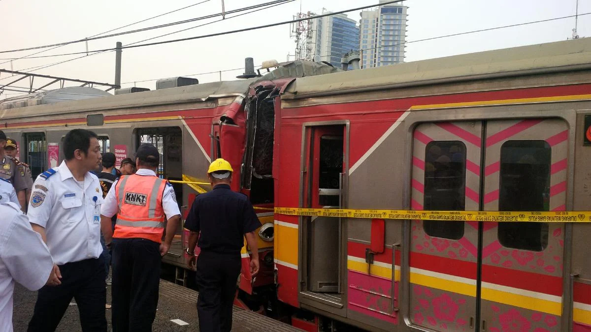 KAI Nyatakan 84 Korban Kecelakaan Kereta di Stasiun Bekasi Timur Boleh Pulang, 17 Lainnya Masih Dirawat Intensif di RS