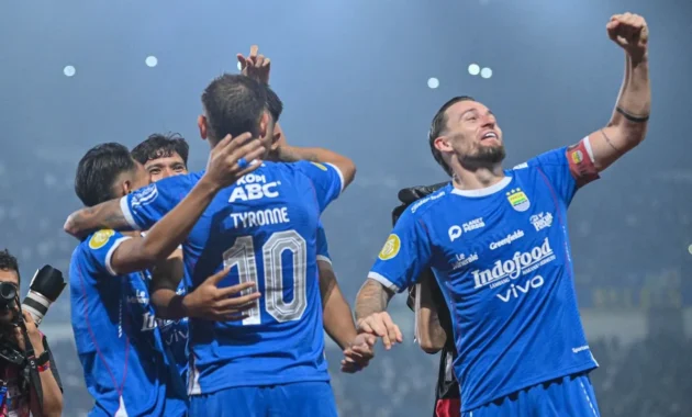 Kalkulasi Matematika Hattrick Juara Liga 1 Persib Bandung: Bantu Tim Satelit, Jago Kandang, dan Strategi Akhir Musim