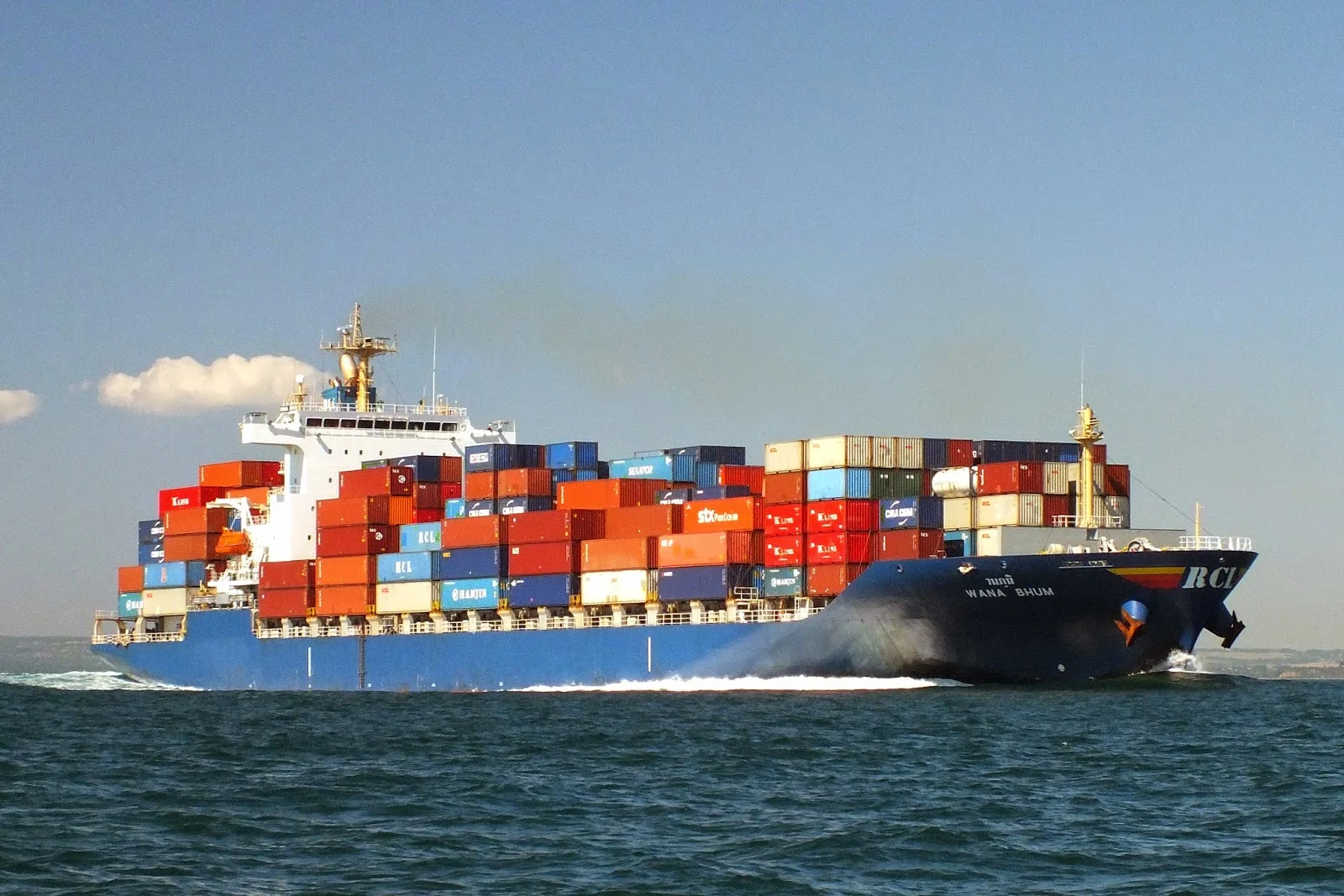 Kapal Kontainer Kapasitas Besar Perkuat Ketepatan Waktu Layanan Logistik Maritim