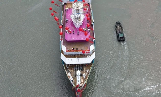 Kapal Penelitian Ilmiah Pertama China yang Didanai Swasta Mulai Berlayar