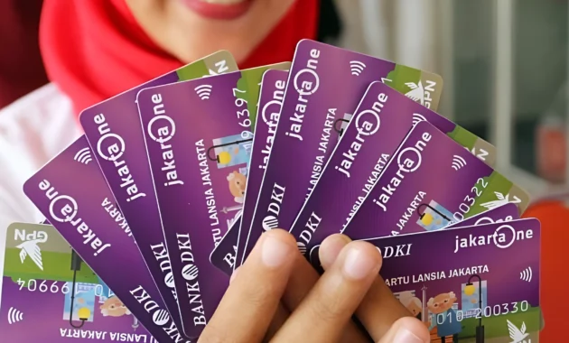 Kartu Lansia Jakarta: Gerbang Utama Akses Kesehatan, Bansos, dan Layanan Publik untuk Warga Senior