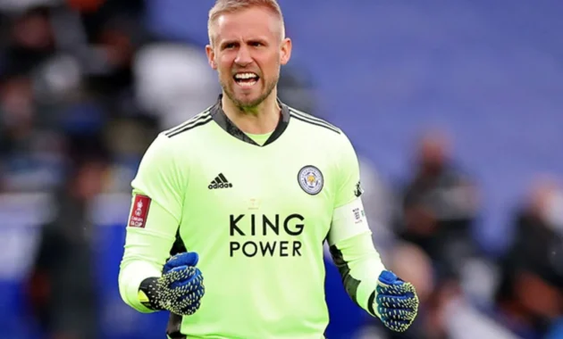 Kasper Schmeichel Umumkan Pensiun dari Sepak Bola Profesional Kasper Schmeichel Umumkan Pensiun dari Sepak Bola Profesional