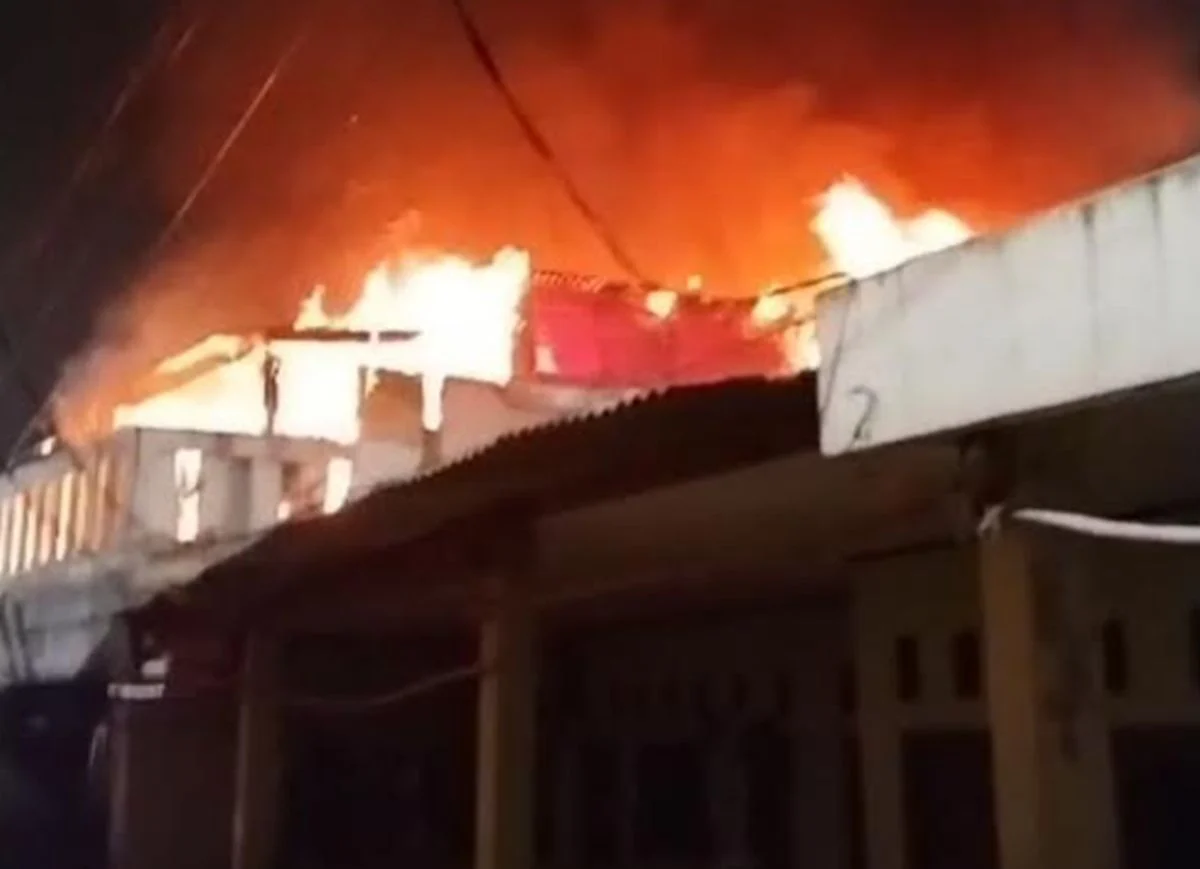 Kebakaran Kembali Melahap Rumah dan Ruko di Kalideres, Jakarta Barat