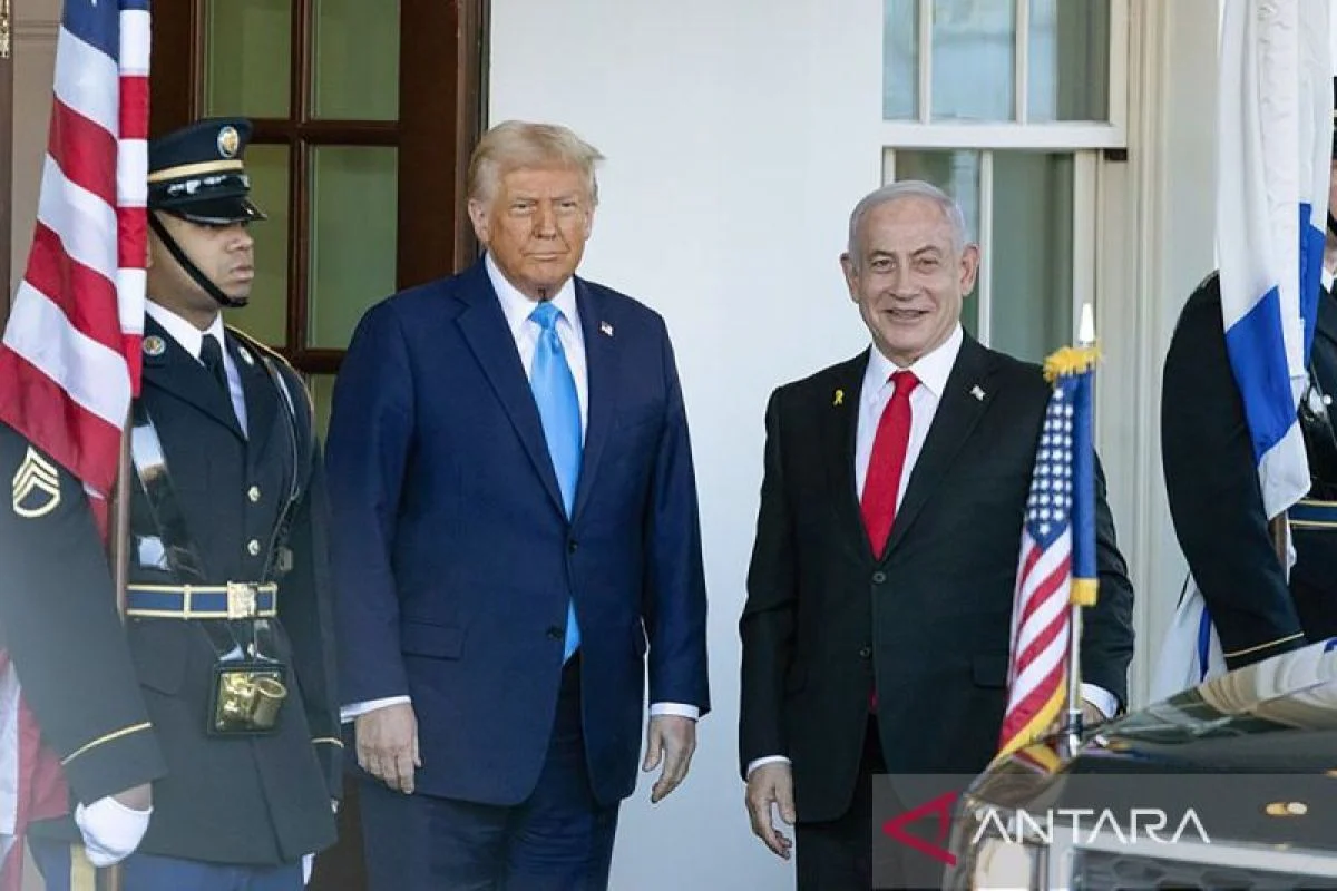 Kehebohan di Gedung Putih: Trump dan Pejabat Dievakuasi Usai Insiden Penembakan Misterius