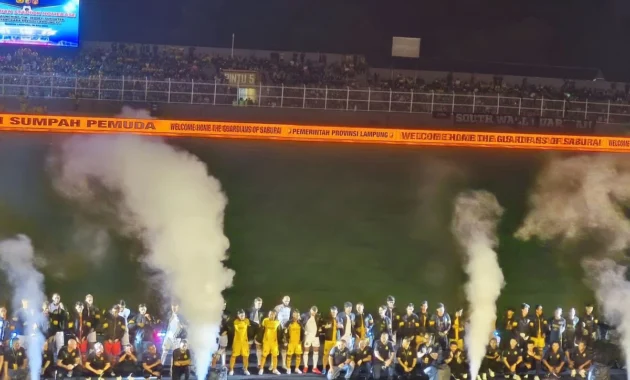 Kejadian Kembang Api di Stadion Dipta: Bhayangkara Presisi Lampung FC Jadi Sorotan Utama BRI Super League 2025/2026 Kejadian Kembang Api di Stadion Dipta: Bhayangkara Presisi Lampung FC Jadi Sorotan Utama BRI Super League 2025/2026
