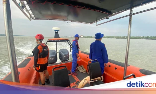Kejadian Viral Hari Ini: Mobil Brio Terbakar, Remaja Lompat ke Laut Karimun, dan Deretan Insiden Maut di Seluruh Indonesia