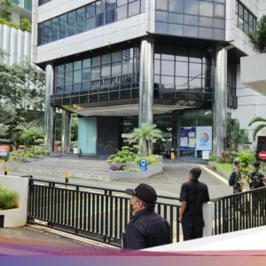 Kejagung Tahan Mantan Anggota Ombudsman Yeka Hendra Fatika