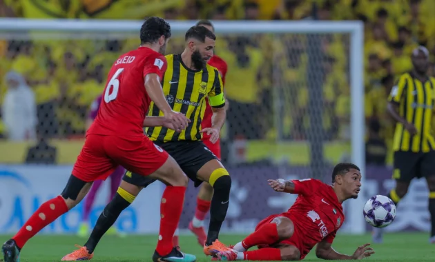 Kejutan AFC: Al Ahli Tundukkan Machida Zelvia, Gamba Osaka Kalahkan Al Nassr dalam Duel Raksasa Saudi-Jepang