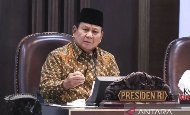 Kemarin, Kebijakan Tenaga Kerja Prabowo Hingga Fluktuasi Saham Aplikator Ojek Online