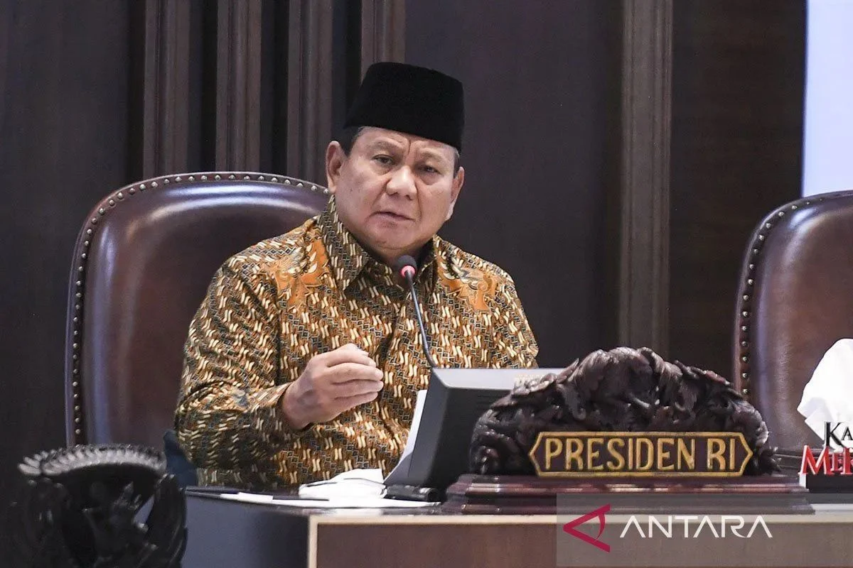 Kemarin, Kebijakan Tenaga Kerja Prabowo Hingga Fluktuasi Saham Aplikator Ojek Online
