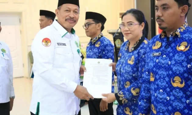 Kemenag Sulsel Serahkan SK Redistribusi 66 PPPK, Perkuat Kinerja Pelayanan Publik