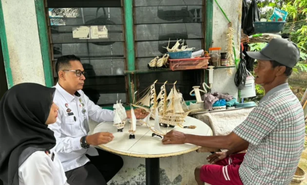 Kemenkum Kepri Bidik Potensi Indikasi Geografis Miniatur Kapal dari Tulang Ikan