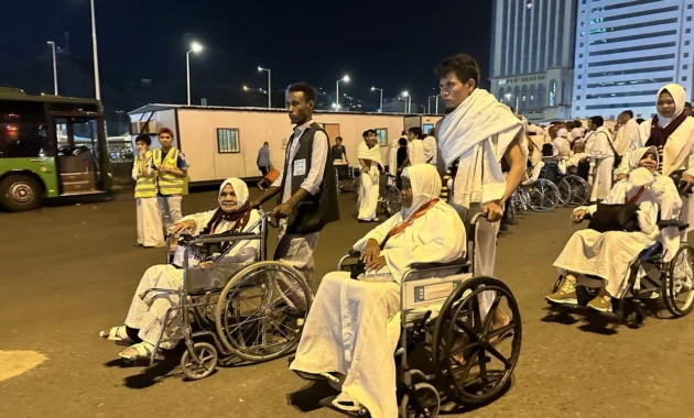 Kementerian Haji Imbau Jamaah Gunakan Jasa Kursi Roda Resmi di Masjidil Haram