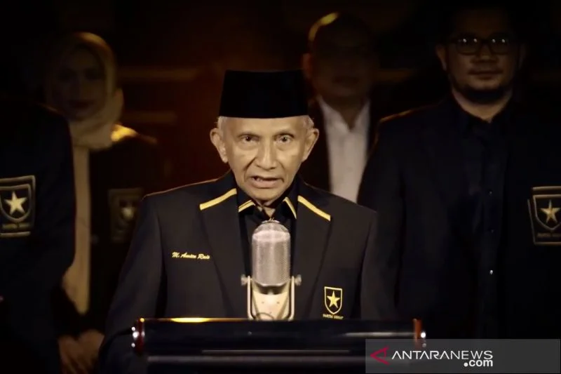 Kepala Bakom Ingatkan Amien Rais: Waspada Hoaks Lagu 'Aku Bukan Teddy'
