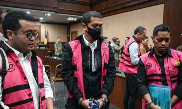 Kerry Riza Pertanyakan Pembatalan Kehadiran Irawan Prakoso di Sidang Banding