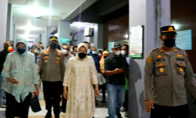 Kesaksian Pilu Korban Kekerasan Seksual Kiai Cabul di Pati: Dipaksa Tidur Bareng demi Obati Penyakit Hati Kesaksian Pilu Korban Kekerasan Seksual Kiai Cabul di Pati: Dipaksa Tidur Bareng demi Obati Penyakit Hati