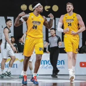 Kesatria tumbangkan Hornbills pada laga pertama playoff IBL 2026