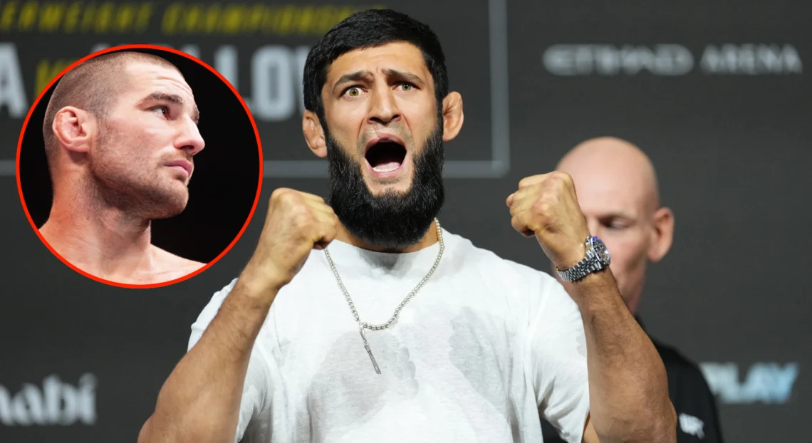 Khamzat Chimaev Gigit Sean Strickland dalam Konferensi Pers UFC 328: Drama, Trash Talk, dan Persiapan Pertarungan Besar