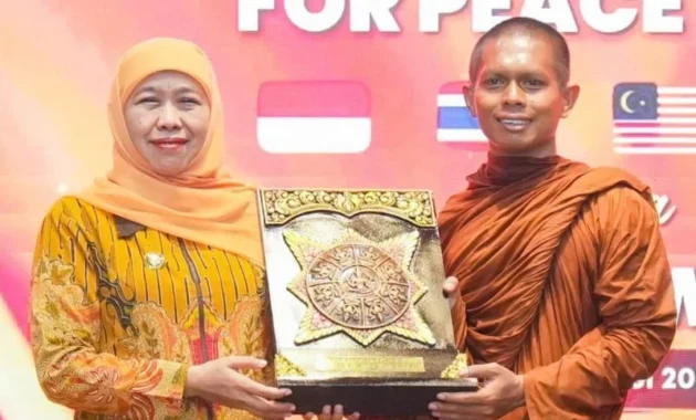 Khofifah Ajak Perkuat Toleransi Lewat Indonesia Walk for Peace