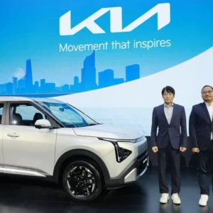 Kia Carens Baru: Apakah Memenuhi Harapan Keluarga Modern?
