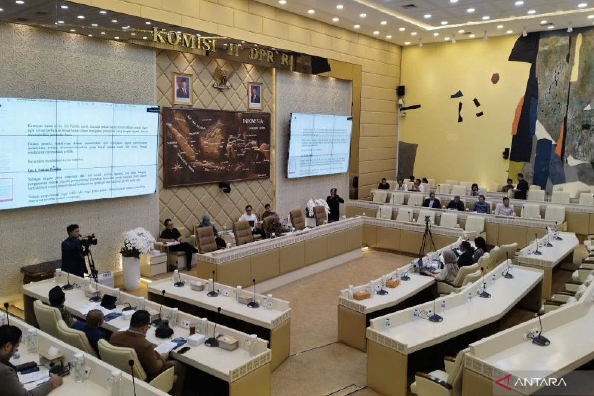Komisi II DPR Akui RUU Pemilu Masih Alot, Isu‑isu Belum Tercapai Kesepakatan
