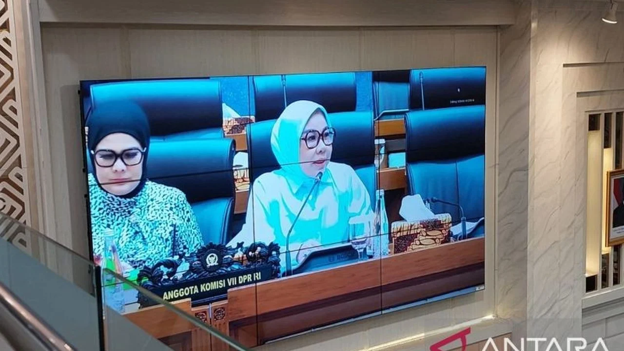 Komisi VII DPR Usulkan Pendirian 1.000 Bioskop Desa dengan Dana APBN 2027