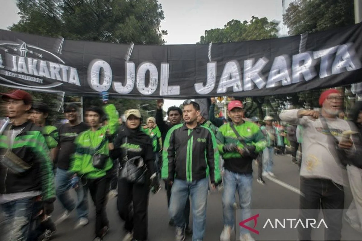 Kontroversi Danantara: Investasi Pemerintah di Ojol Berpotensi Jadi 'Bodong'?