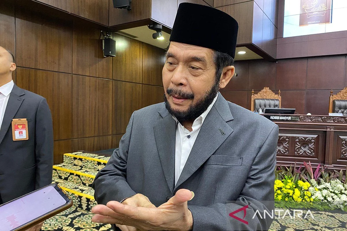 Kontroversi Terbaru: Hakim MK Anwar Usman dan Dampak Putusan Politik Nasional