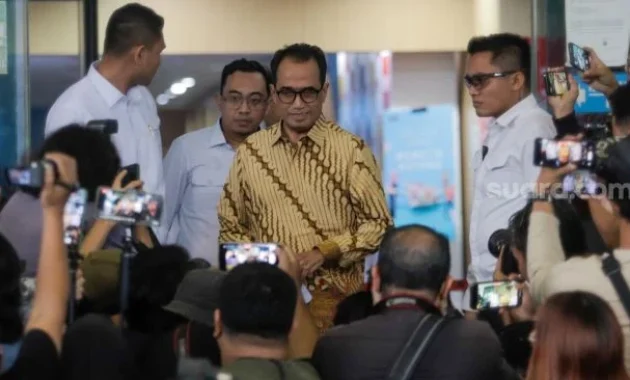 KPK Buka Peluang Periksa Budi Karya Sumadi Usai Sita Uang dari Eks Staf Ahli KPK Buka Peluang Periksa Budi Karya Sumadi Usai Sita Uang dari Eks Staf Ahli