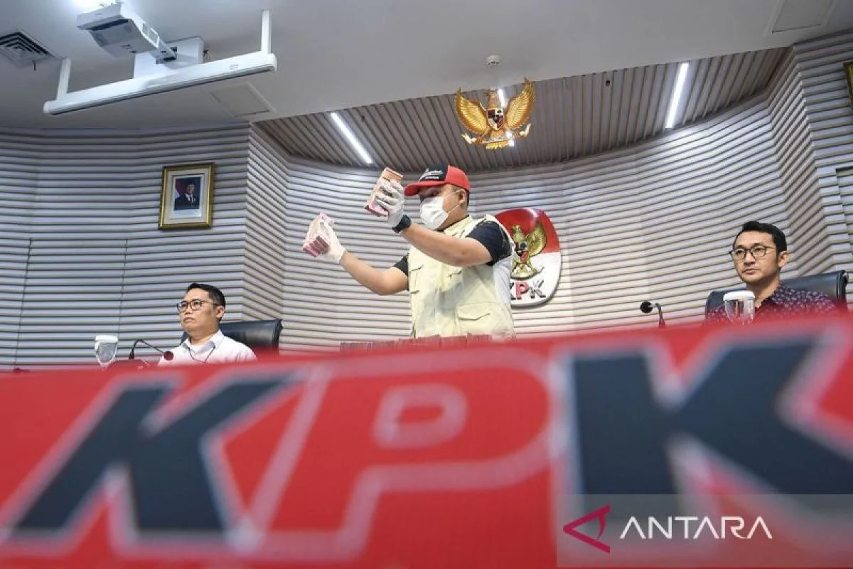 KPK Cecar Plt Wali Kota Madiun Terkait Dugaan Pemerasan dan Gratifikasi Maidi