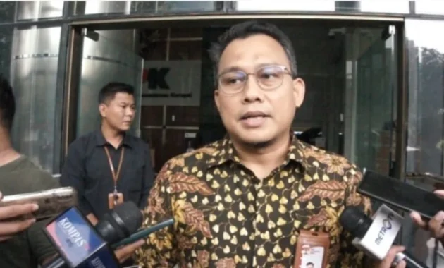 KPK Diminta Panggil Ulang Pengusaha M. Suryo dalam Kasus Dugaaan Suap Bea Cukai