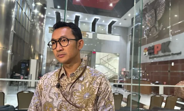 KPK Duga Sejumlah Kepala Balai Kemenhub Terlibat Praktik Gratifikasi KPK Duga Sejumlah Kepala Balai Kemenhub Terlibat Praktik Gratifikasi