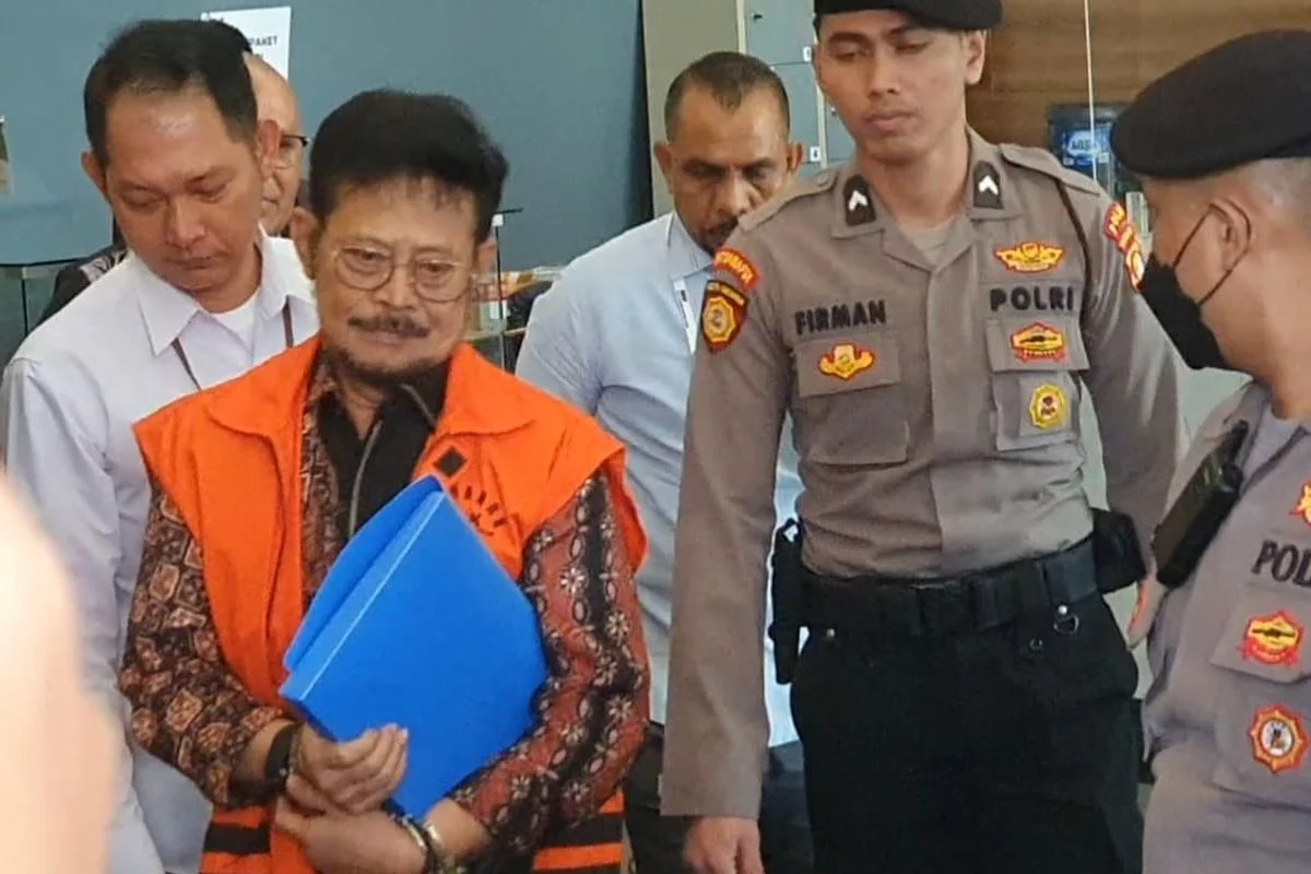 KPK Periksa 9 Saksi dalam Kasus Dugaan Pemerasan kepada Bupati Gatut Sunu Wibowo