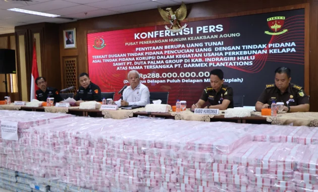 KPK Sita Rp95 Juta Uang Tunai dalam Penggeledahan Kasus Korupsi Bupati Tulungagung